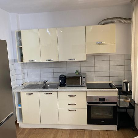 Royal Suite Unirii-2 Bdr Apartment บูคาเรสต์ ภายนอก รูปภาพ