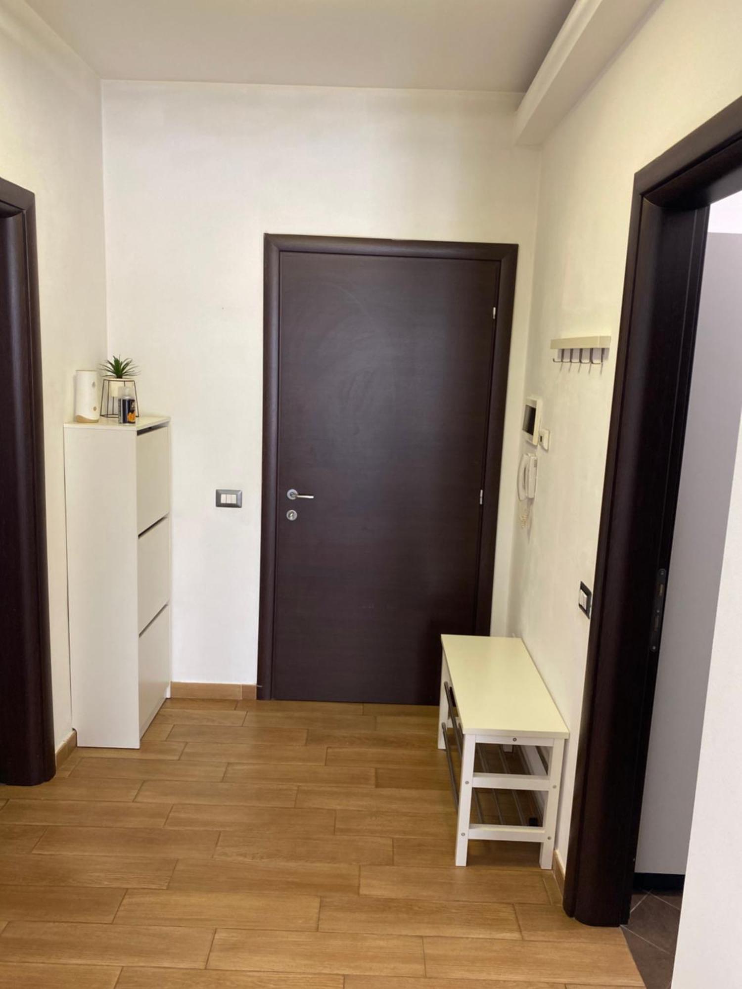 Royal Suite Unirii-2 Bdr Apartment บูคาเรสต์ ภายนอก รูปภาพ